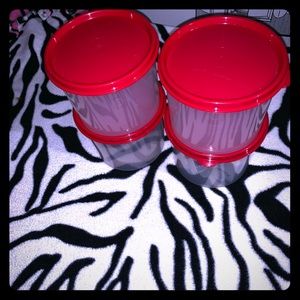 Tupperware set